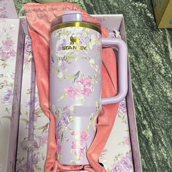 Stanley Love Shack Fancy 40oz - Picture 3 of 4
